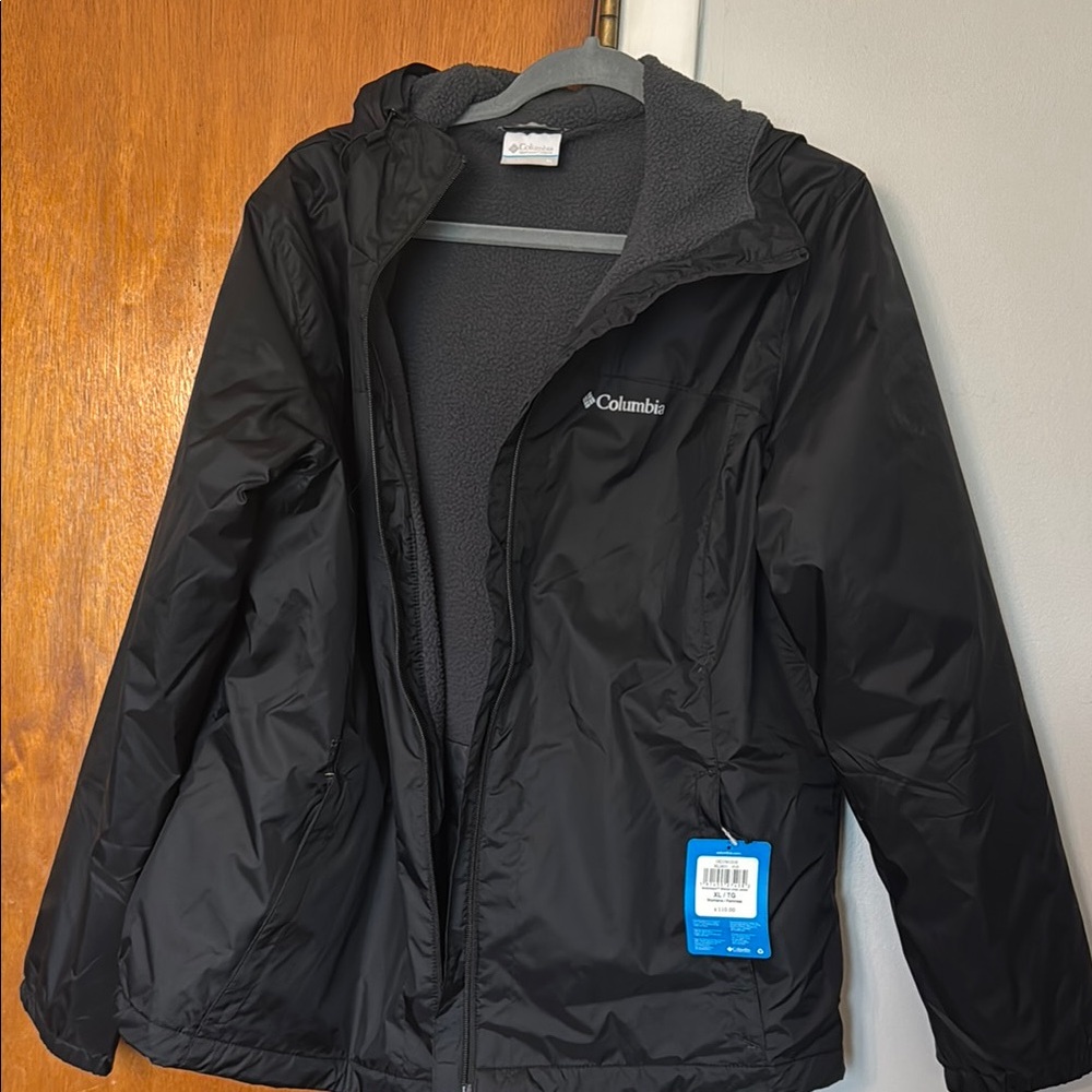 Columbia Black hooded and fleece lined Jacket